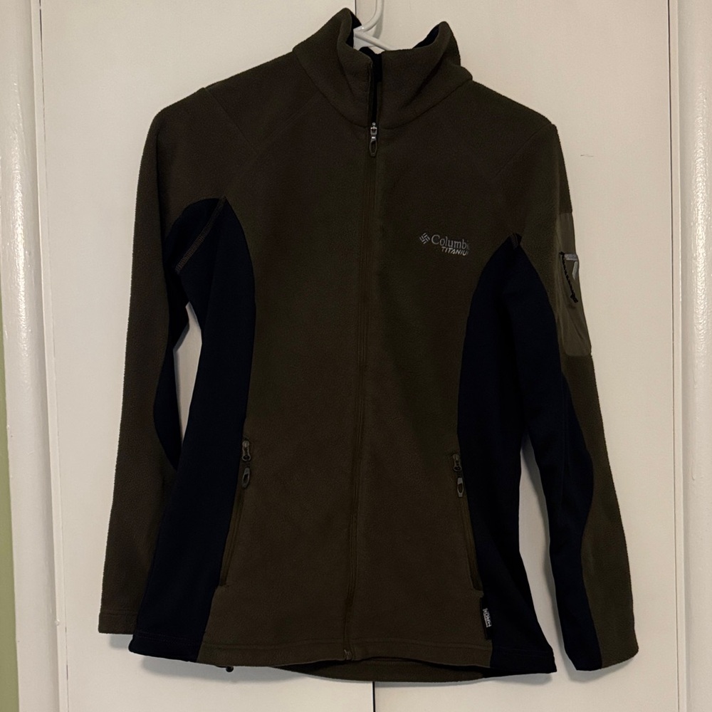 Columbia Womens Olive and Black Fleece Jacket, women’s medium